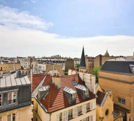 Les Toits De Rue Cler Vue Tour Eiffel *